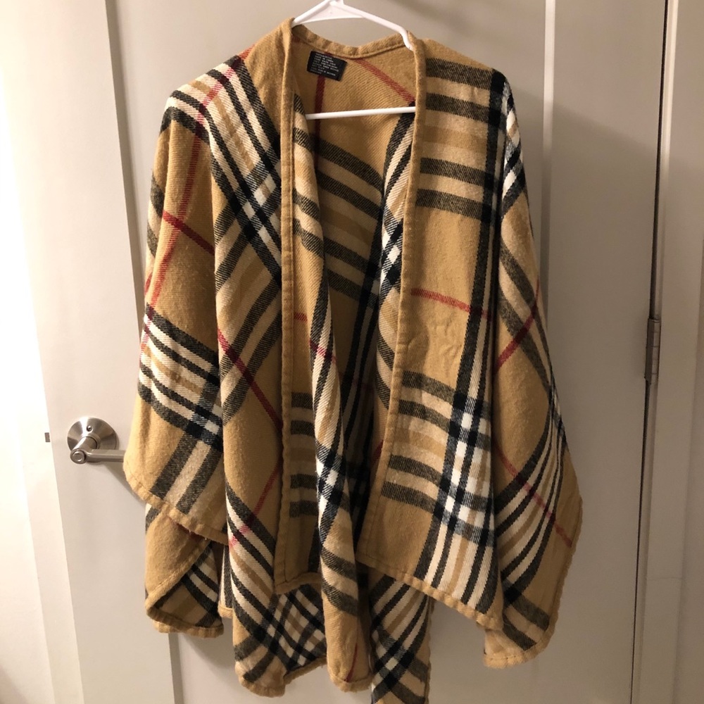 TAN PLAID PONCHO🐴✨